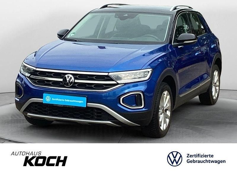 Ravennablau metallic Gebraucht 2024 VW T-Roc Style SUV | 28.930 € (Fairer Preis) - Bild 1/4