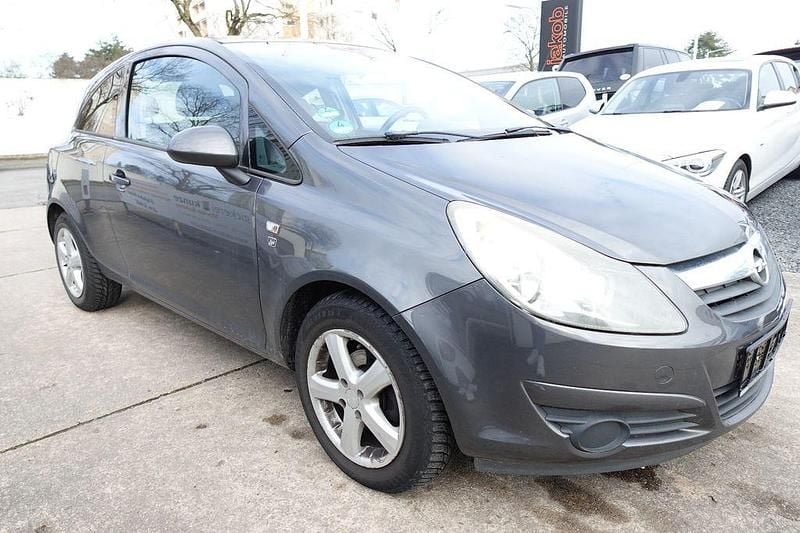 Grau Gebraucht 2010 Opel Corsa Edition Kleinwagen | 1.990 € (Superpreis) - Bild 1/4