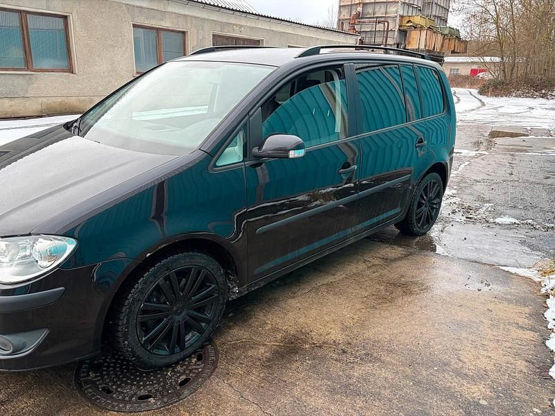 Gebraucht VW Touran 140 PS (102 kW) 2007 Schwarz Van / Kleinbus