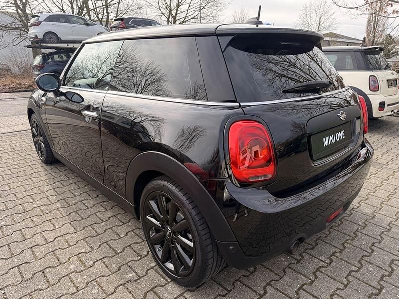 Gebraucht Mini ONE 102 PS (75 kW) 2018 Schwarz Kleinwagen