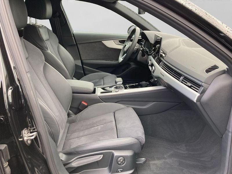 Gebraucht Audi A4 S-Line 204 PS (150 kW) 2025 Schwarz Kombi