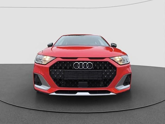 Gebraucht Audi A1 Comfort 2021 Misanorot SUV