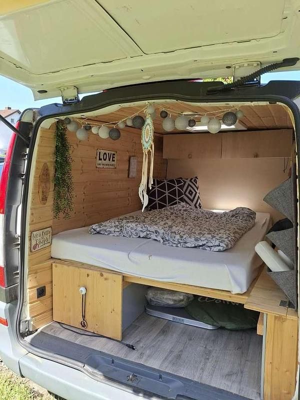 Gebraucht 2006 Mercedes Vito Van / Kleinbus | 8.888 € - Bild 1/4