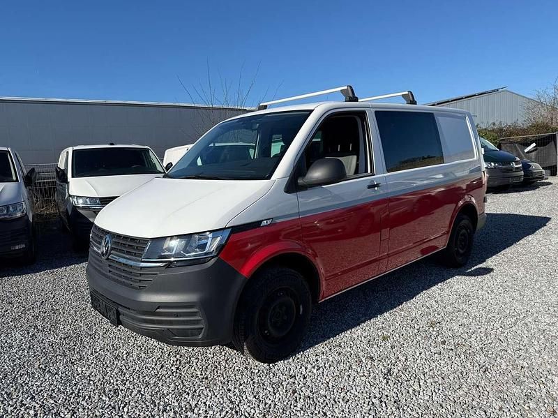 Gebraucht VW Transporter Comfortline 110 PS (80 kW) 2022 Candyweiß Van