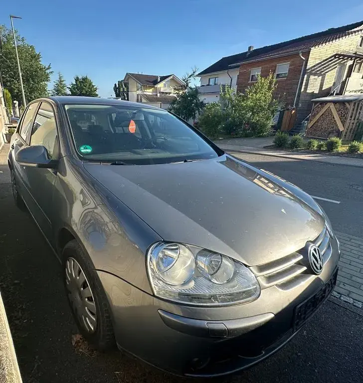 Gebraucht VW Golf V Edition 80 PS (58 kW) 2007 Grau Limousine