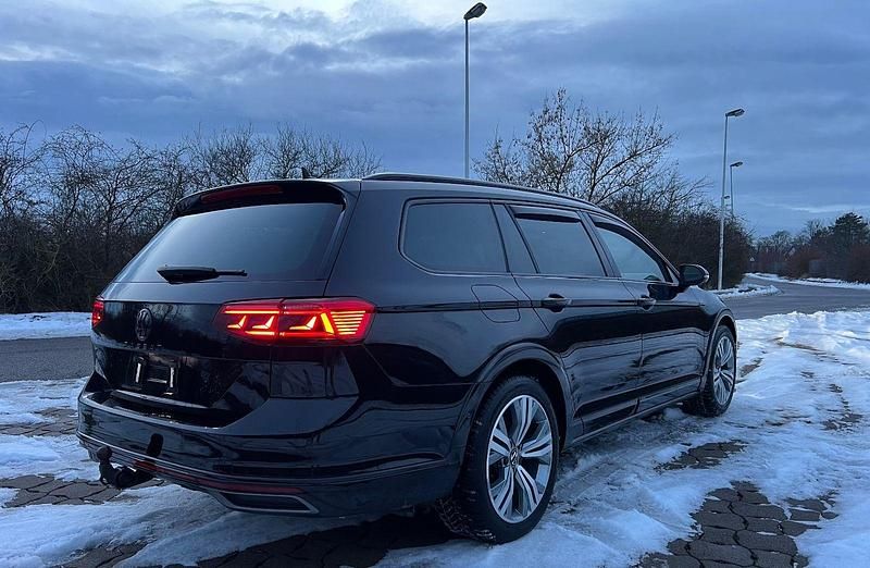 Gebraucht VW Passat Alltrack 239 PS (175 kW) 2019 Schwarz Kombi