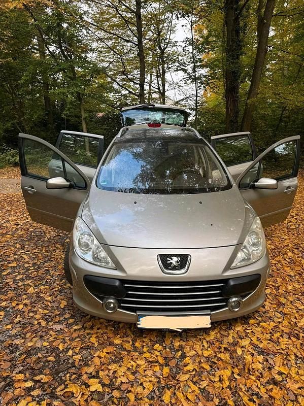 Grau Gebraucht 2007 Peugeot 307 Kombi | 1.850 € (Fairer Preis) - Bild 1/4