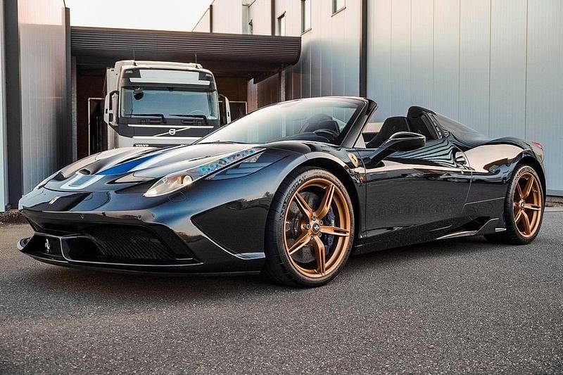Gebraucht Ferrari 458 605 PS (444 kW) 2015 Schwarz Cabrio