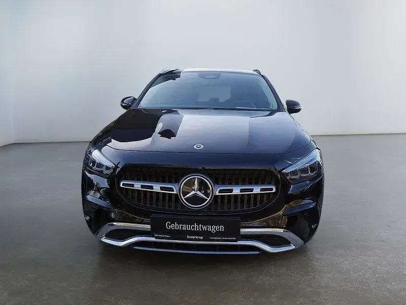 Gebraucht Mercedes GLA220 Progressive 190 PS (139 kW) 2024 Schwarz unilack nachtschwarz SUV