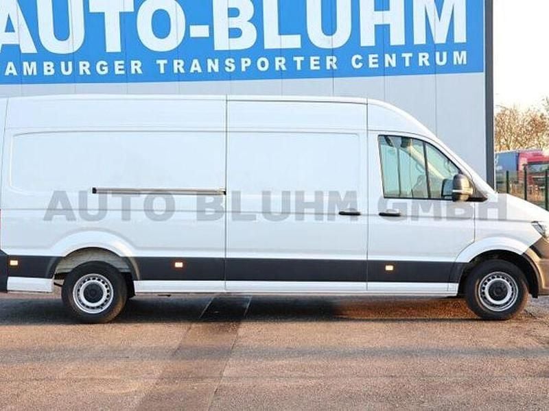 Gebraucht VW Crafter 177 PS (130 kW) 2022 Candyweiß Van