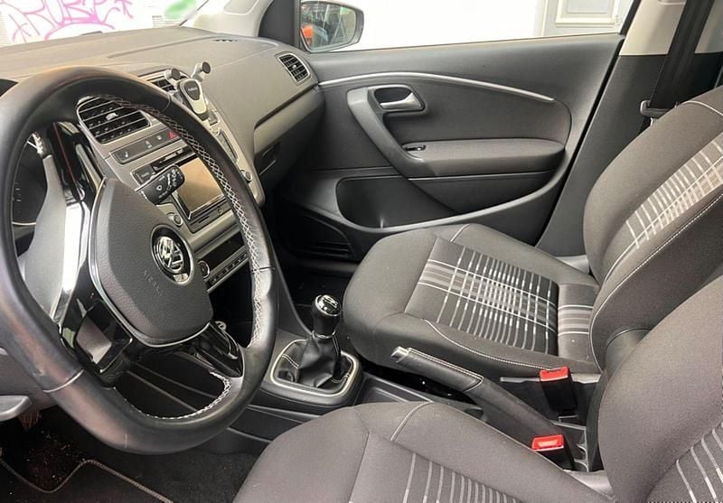 Gebraucht VW Polo LOUNGE 60 PS (44 kW) 2015 Grau Kleinwagen