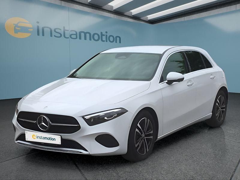 Gebraucht Mercedes A220 190 PS (139 kW) 2024 Weiß Limousine