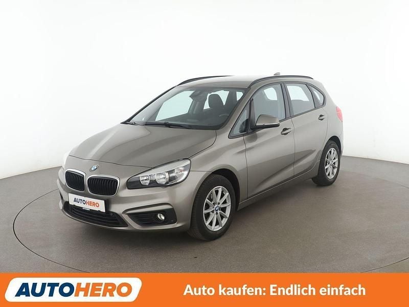 Silber Gebraucht 2016 BMW 216 Active Tourer Advantage Van / Kleinbus | 10.600 € (Fairer Preis) - Bild 1/3