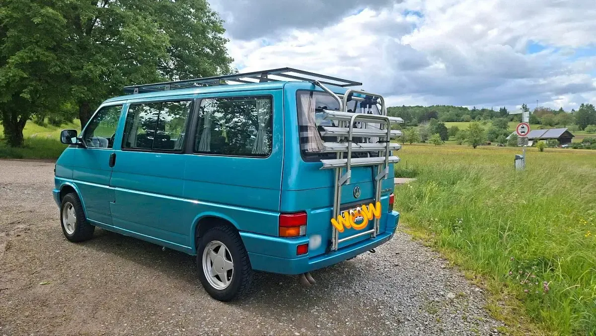 Gebraucht VW T4 77 PS (56 kW) 1996 Blau Van
