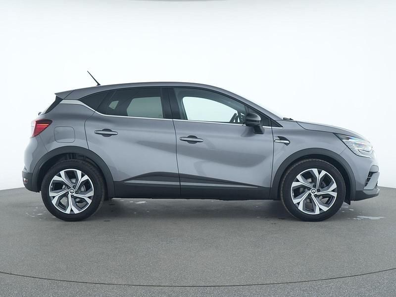 Usado Renault Captur R.S. 140 CV (102 kW) 2022 Gris SUV