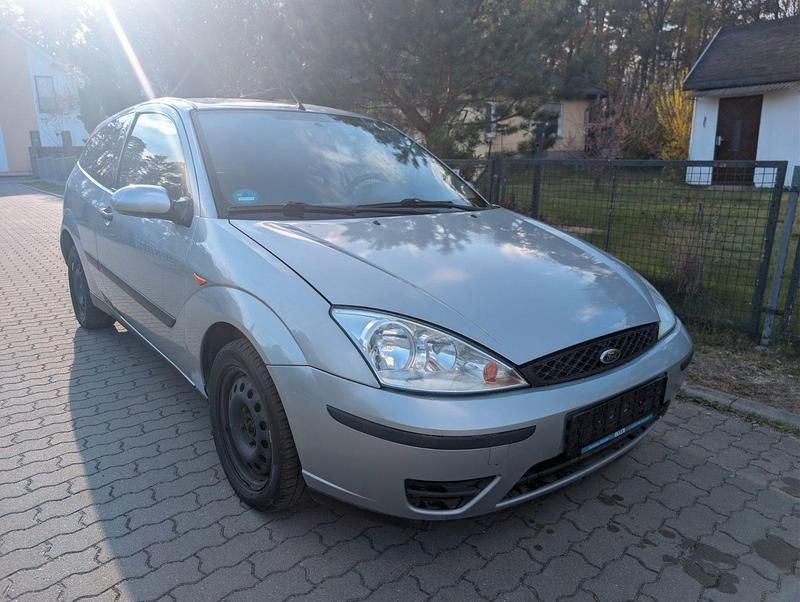 Usata Ford Focus 75 CV (55 kW) 2004 Berlina
