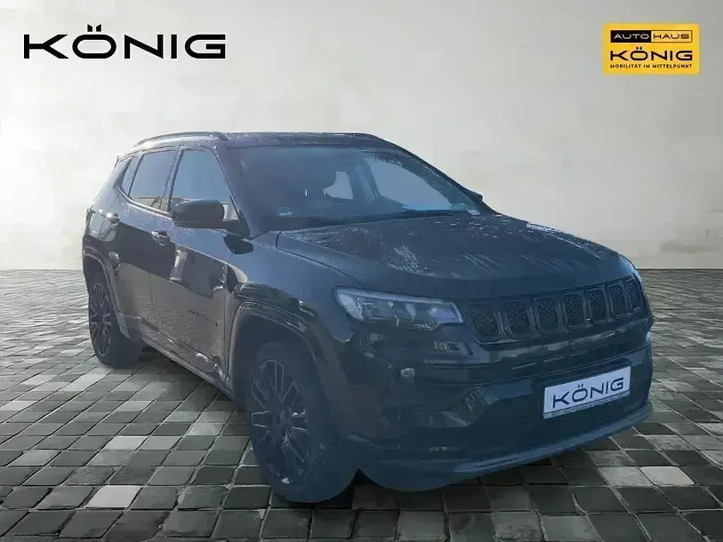 Second-hand Jeep Compass 131 CP (96 kW) 2023 Negru SUV
