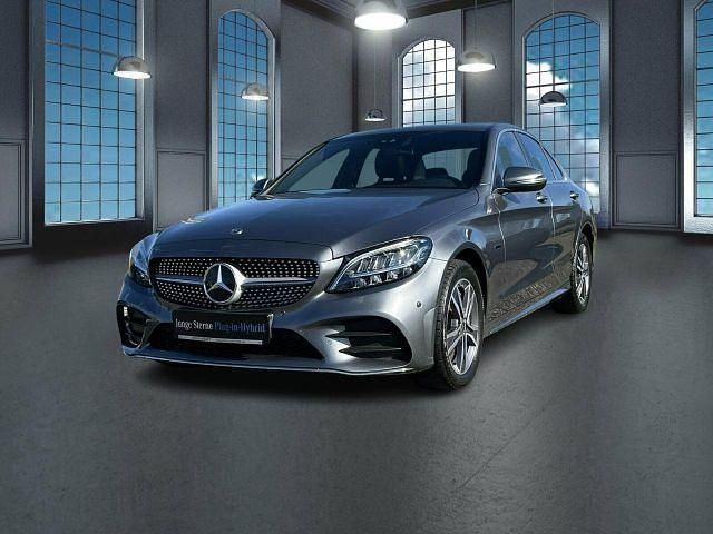 Metalliclack selenitgrau Gebraucht 2020 Mercedes C300e AMG Limousine | 30.550 € (Etwas zu teuer) - Bild 1/4