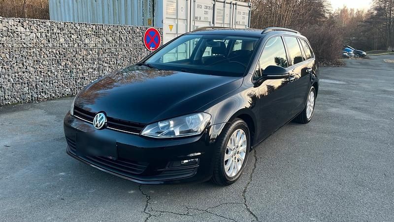 Schwarz Gebraucht 2015 VW Golf VII Kombi | 9.750 € (Fairer Preis) - Bild 1/4