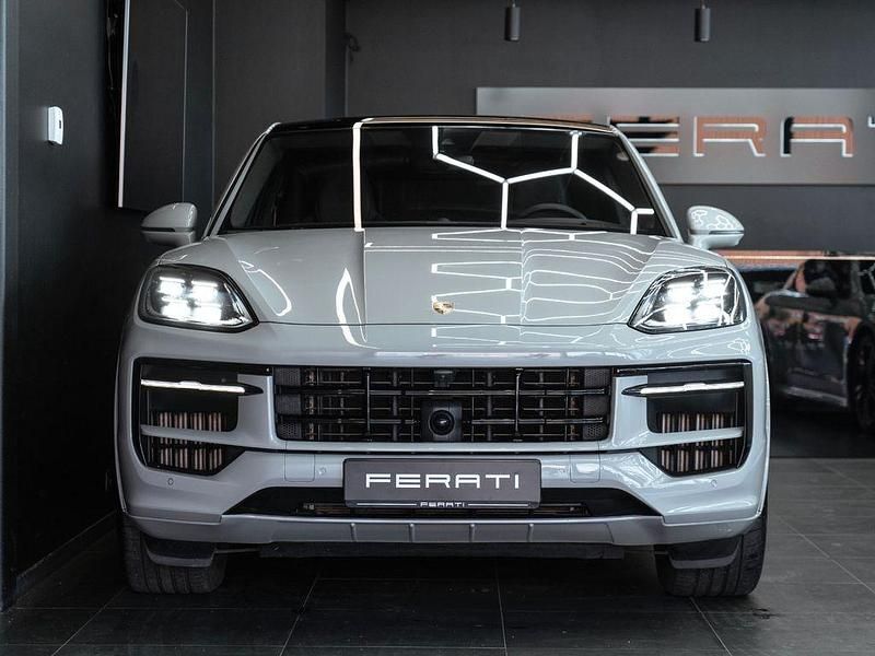 Gebraucht Porsche Cayenne 475 PS (349 kW) 2023 Grau SUV
