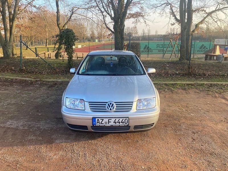 Gebraucht VW Bora Comfortline 105 PS (77 kW) 2000 Silber Limousine
