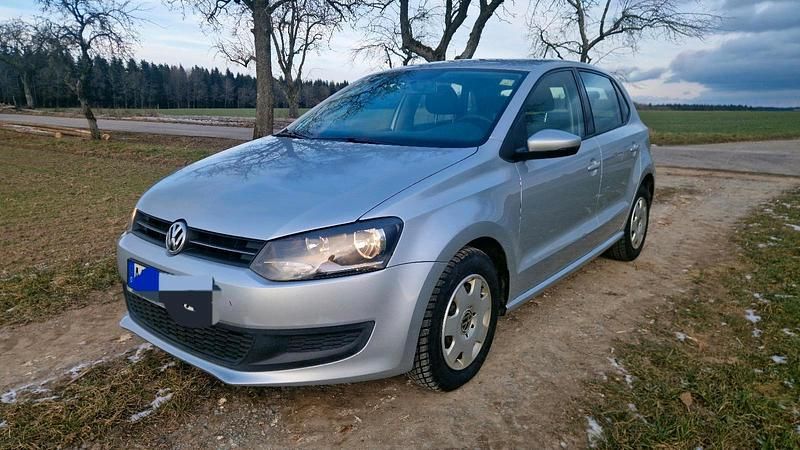 Gebraucht VW Polo 90 PS (66 kW) 2010 Silber Kleinwagen