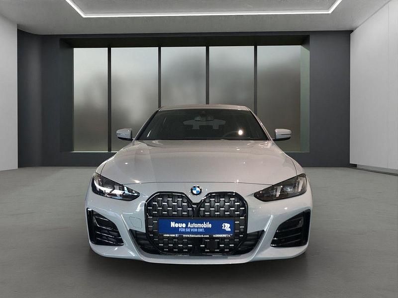 Neu BMW 420 Performance 184 PS (135 kW) 2026 Grau Limousine