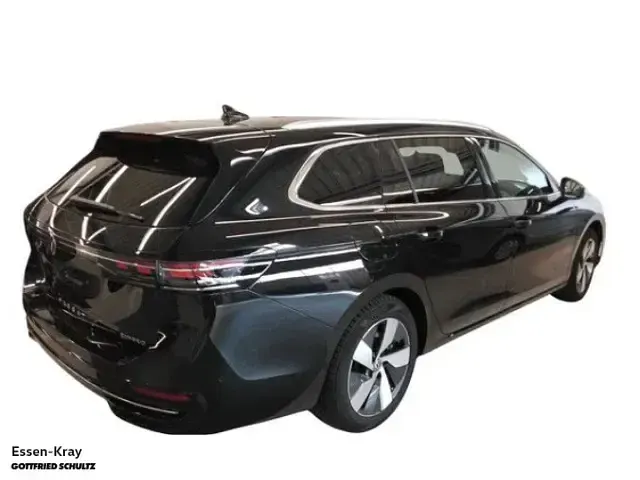 Gebraucht VW Passat Elegance 272 PS (200 kW) 2025 Schwarz Kombi