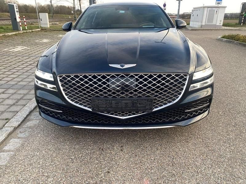 Second-hand Genesis G80 305 CP (224 kW) 2024 Albastru Berlinǎ