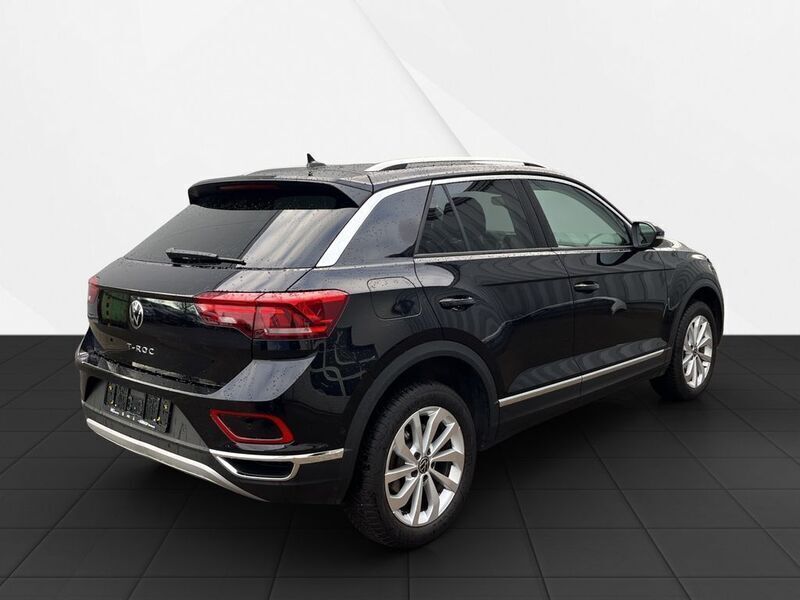 Usata VW T-Roc Style 150 CV (110 kW) 2024 Nero SUV