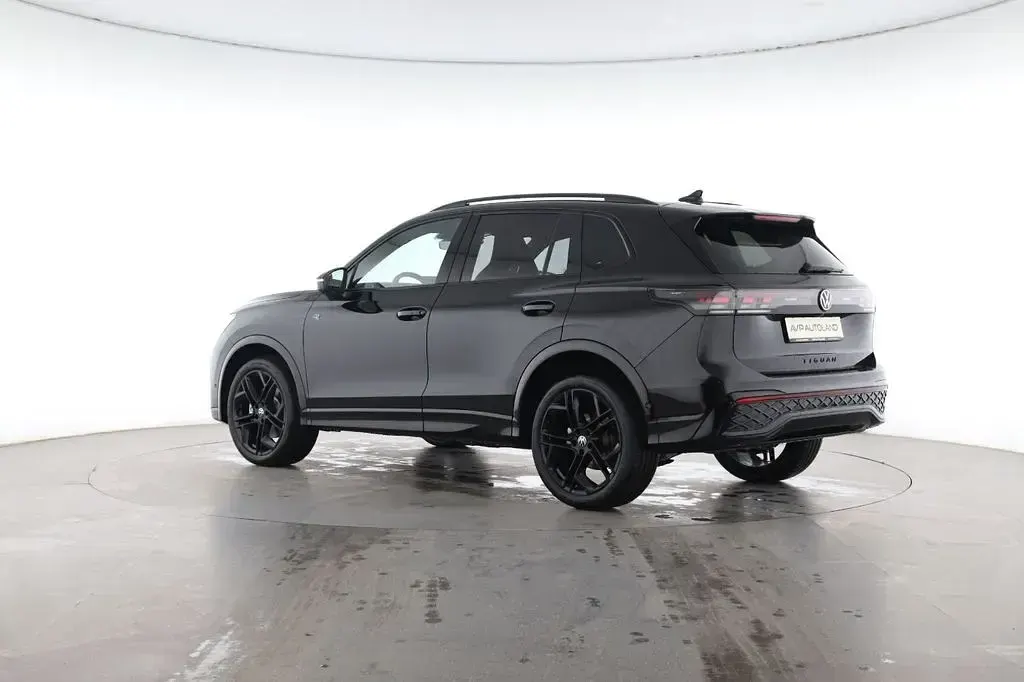 Neu VW Tiguan Style 193 PS (141 kW) 2026 Delfingrau SUV