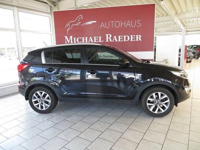 Schwarz Gebraucht 2015 Kia Sportage 2 SUV | 11.850 € (Fairer Preis) - Bild 1/4