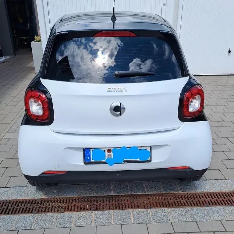 Gebraucht Smart ForFour Prime 90 PS (66 kW) 2017 Weiß Kleinwagen
