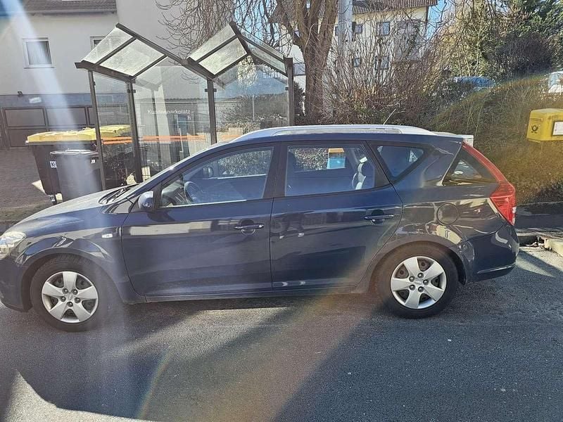 Gebraucht Kia Ceed Vision 116 PS (85 kW) 2011 Kleinwagen