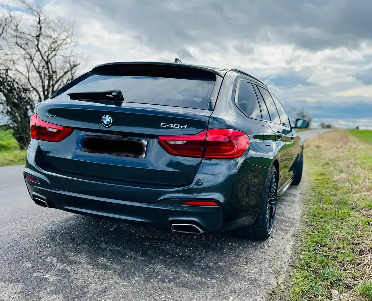 Gebraucht BMW 540 M Sport 320 PS (235 kW) 2019 Grau Kombi