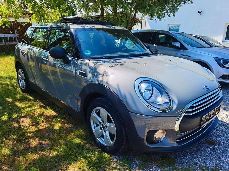Gebraucht Mini One D 116 PS (85 kW) 2017 Moonwalk grey (metallic) Kleinwagen