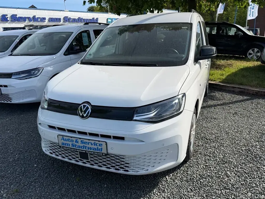 Usata VW Caddy 122 CV (89 kW) 2022 Bianco Monovolume