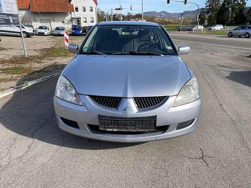 Silber Gebraucht 2004 Mitsubishi Lancer Kombi | 599 € (Superpreis) - Bild 1/4