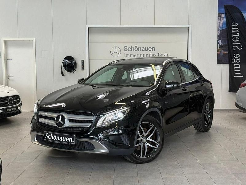 Gebraucht Mercedes GLA250 Urban 211 PS (155 kW) 2014 Schwarz SUV