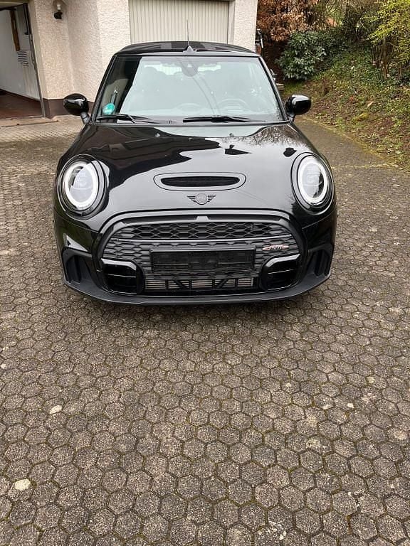 Gebraucht Mini John Cooper Works 178 PS (130 kW) 2021 Schwarz Kleinwagen
