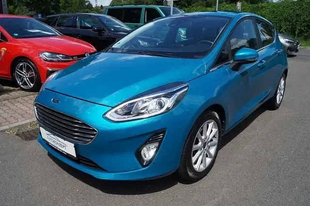 Gebraucht Ford Fiesta 101 PS (74 kW) 2017 Blue wavw metallic (metallic) Kleinwagen