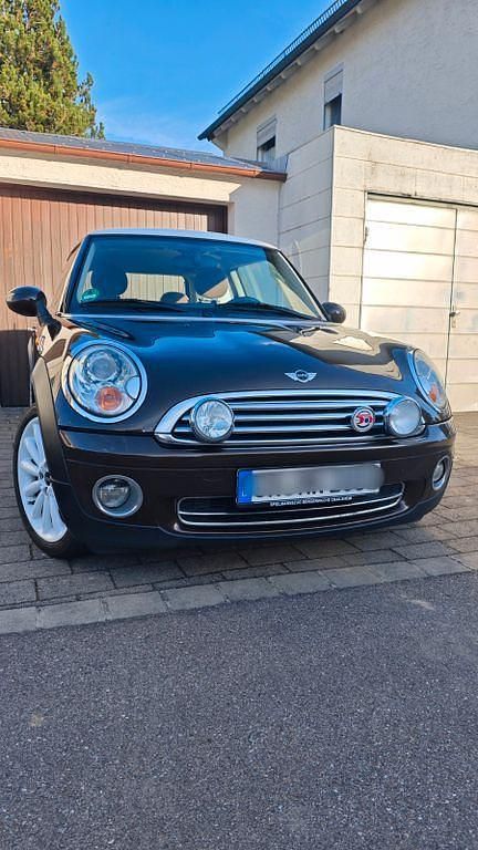 Braun Gebraucht 2010 Mini Cooper Kleinwagen | 3.150 € (Teuer) - Bild 1/4