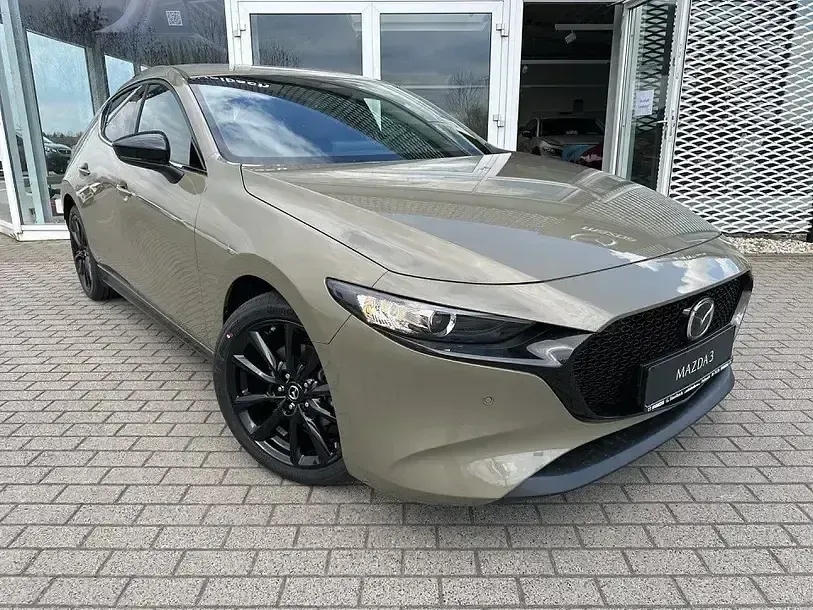 Neu Mazda 3 Nagisa 140 PS (102 kW) 2026 Gelb Limousine