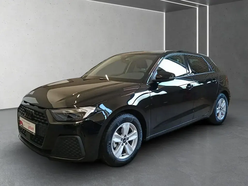 Usata Audi A1 Sportback Basis 95 CV (69 kW) 2025 Nero Utilitaria