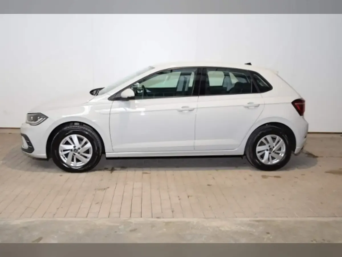 Gebraucht VW Polo Style 95 PS (69 kW) 2022 Ascotgrau Kleinwagen