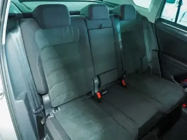 Używany VW Tiguan Highline 2021 Srebrny SUV