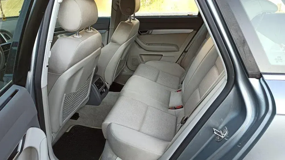 Gebraucht Audi A6 204 PS (150 kW) 2011 Grau Kombi