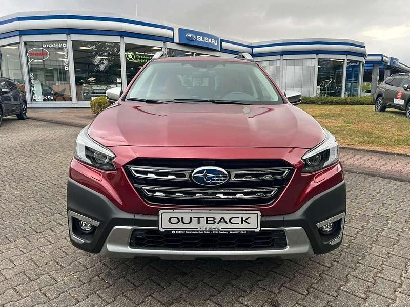 Neu Subaru Outback Platinum 169 PS (124 kW) 2025 Crimson red SUV