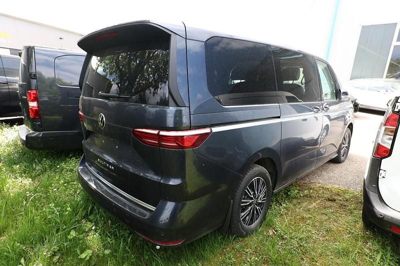 Nuova VW T7 Style 150 CV (110 kW) 2026 Blu Furgone