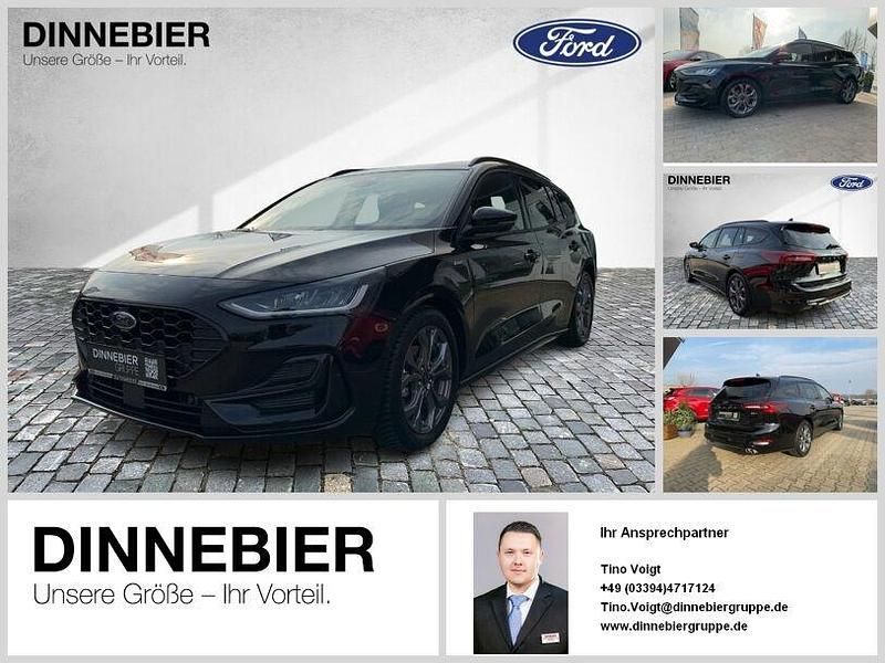 Schwarz (metallic) Gebraucht 2023 Ford Focus ST-Line Kombi | 22.489 € (Fairer Preis) - Bild 1/2